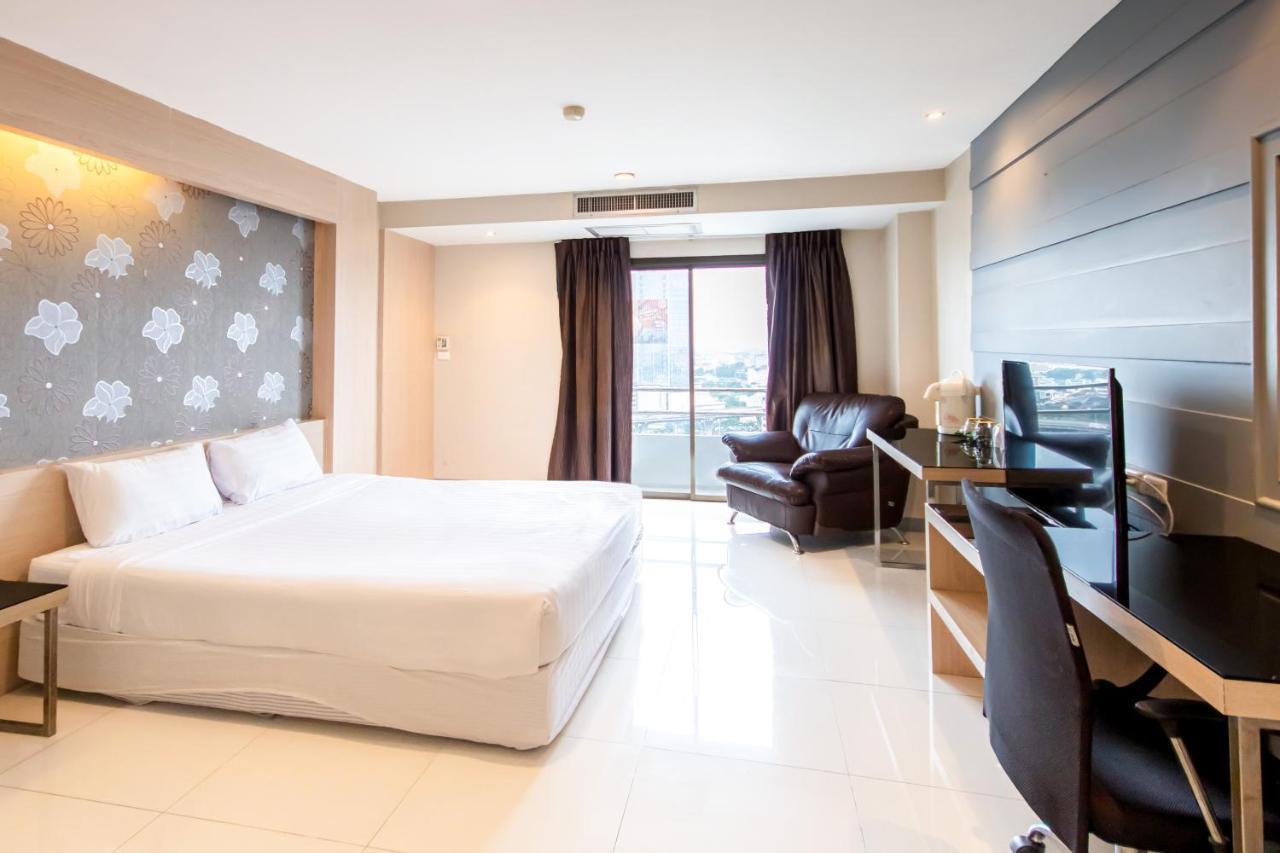 Modern Single Room